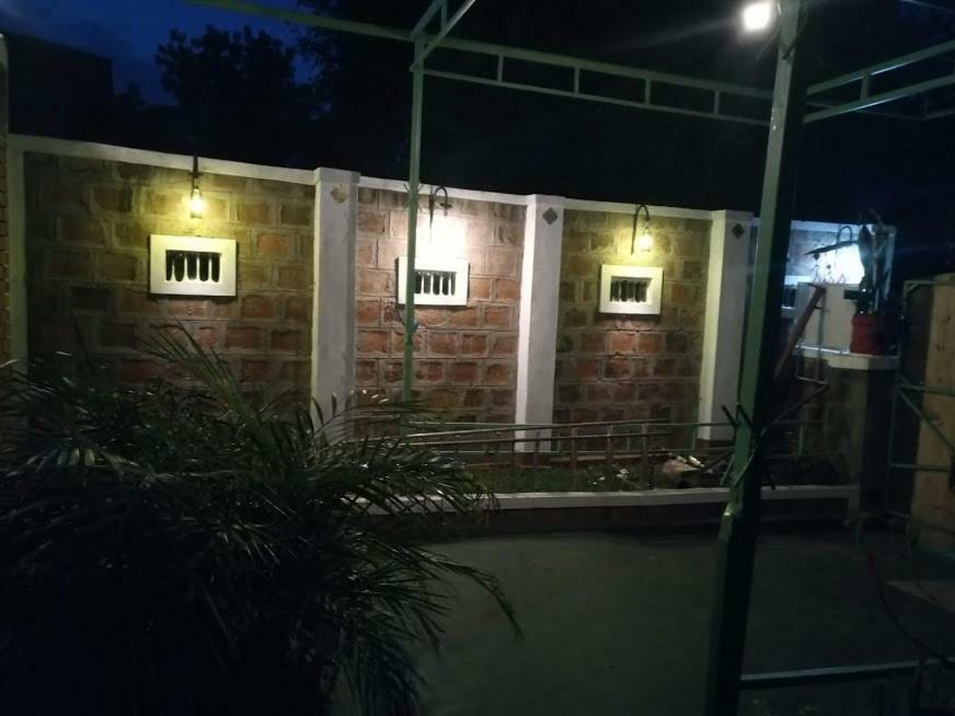 Kilimanjaro Mad Monkey'S Hotel Moshi Exterior foto